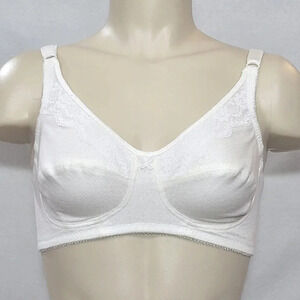 Naturalwear W140 140 Cotton Wire Free Mastectomy Bra 34B White  Gently Pre-owned